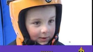 Бебе скиор показва какво може (ВИДЕО)