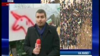 Розов еднорог протестира
