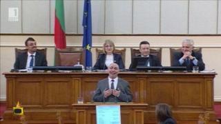Нов министър на парламентарната сцена "Сълза и смях"
