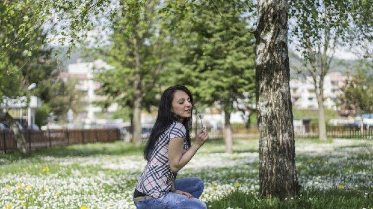 Жената и глухарчето
