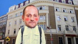 Радан Кънев се черви заради КТБ