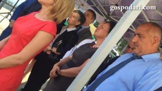 Бойко Борисов оглежда кметицата на Габрово