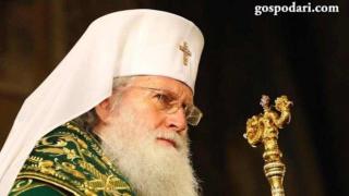 Патриарх Неофит: Не трябва да допускаме повече бежанци
