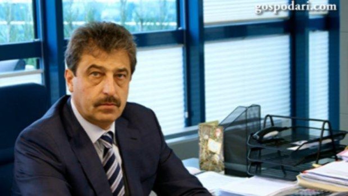 Цветан Василев за Forbes: Пеевски е един от инструментите на политическата мафия