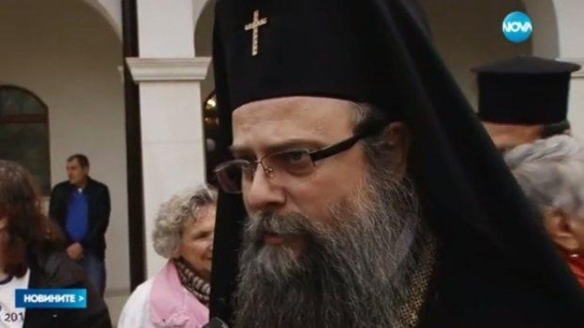 Митрополит Николай призова да не приемаме повече бежанци
