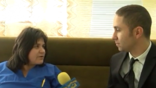 Очаквайте: Господарите разговарят с лекарката с фалшивата операция