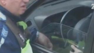 Полицай Тръпков, подсъдим за корупция, спирал предимно джипове
