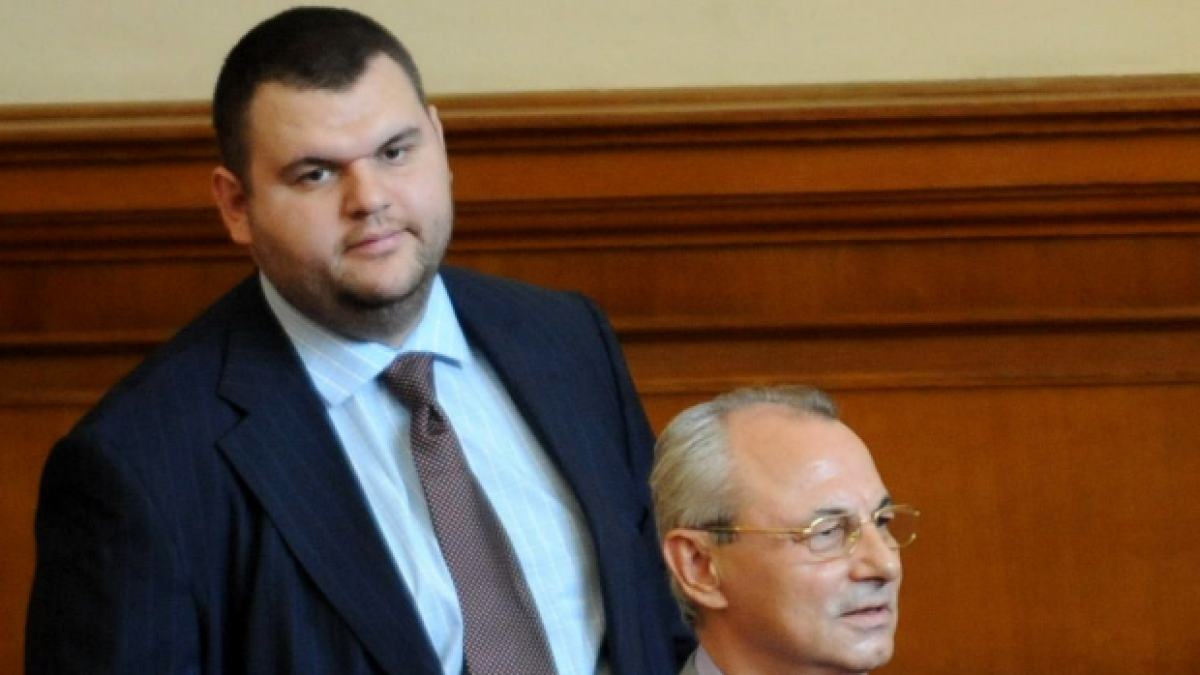 Доган и Пеевски със забрана да влизат в Турция
