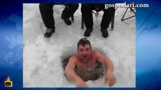 Ненчо и Малин се цакат със смешни видеа от риболов