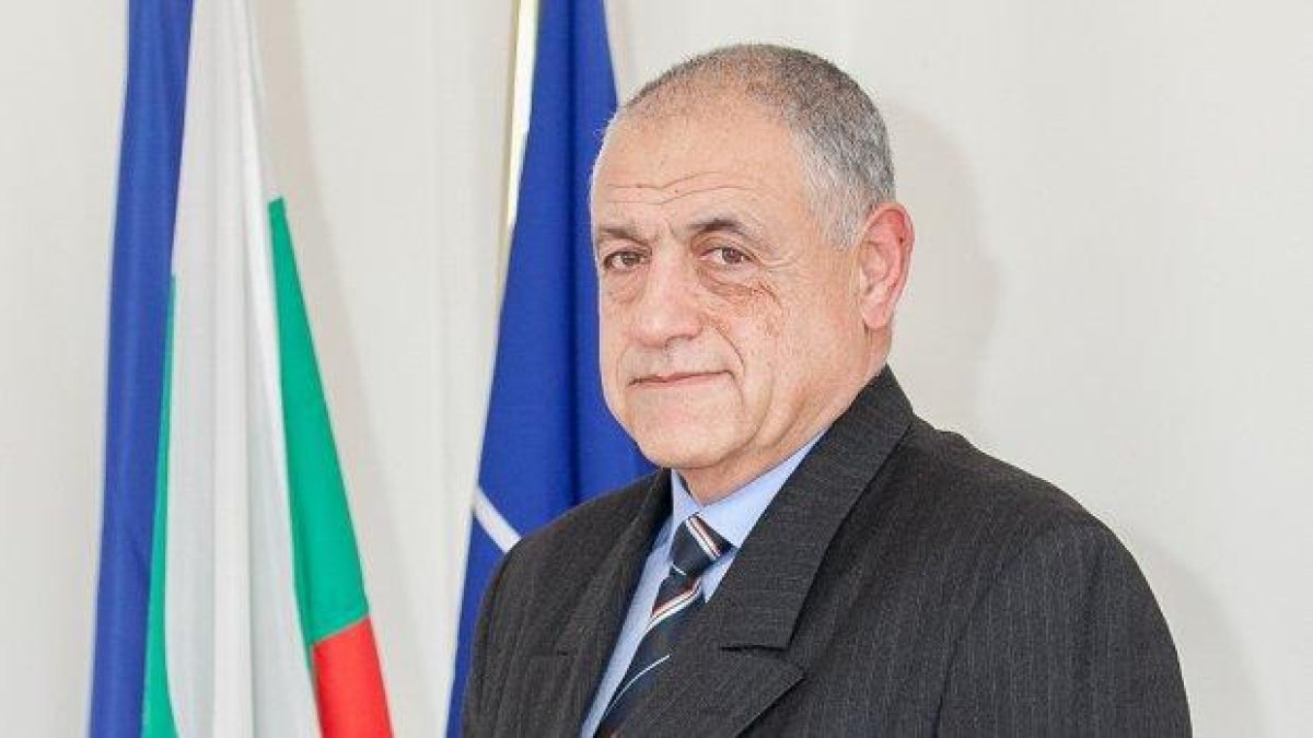 Главният секретар на Външно министерство е уволнен за минаването през зелените релси