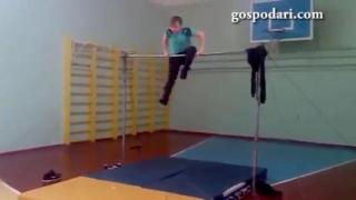 Когато искаш да покажеш колко си добър, но се пребиваш (ВИДЕО)