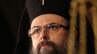 Миряни обвиняват митрополит Николай във финансови нарушения, погазвал и църковния канон
