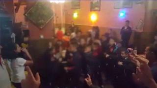 Бъдещето на българския футбол щрака с пръсти под звуците на бясна чалга