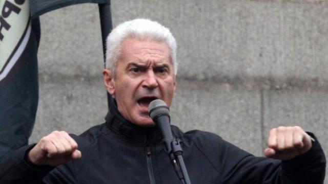 Волен Сидеров осъден за 200 лева, не успели да го открият 2 години