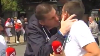 Фарс дьо Франс: Любовната вълна на Евро 2016