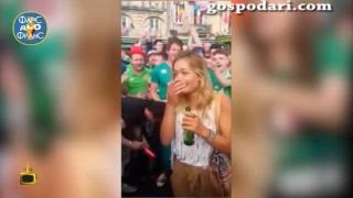 Ирландски футболни фенове на любовна вълна