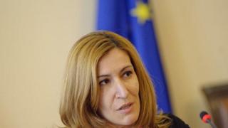 Министърът на туризма Ангелкова: Ще популяризираме вампирите в Странджа