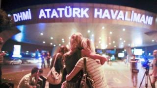 Един от взривовете на "Ататюрк" осигурил хаос за път на другите терористи