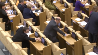 Как гласуват депутатите в Русия? (ВИДЕО)