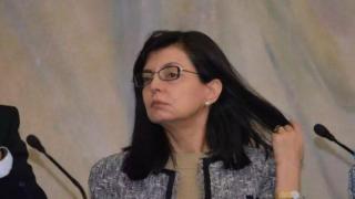 Кунева спря скандалната обществена поръчка за 2 млн. лв.
