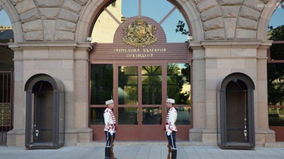 Окончателно: 24 са кандидатите за президент