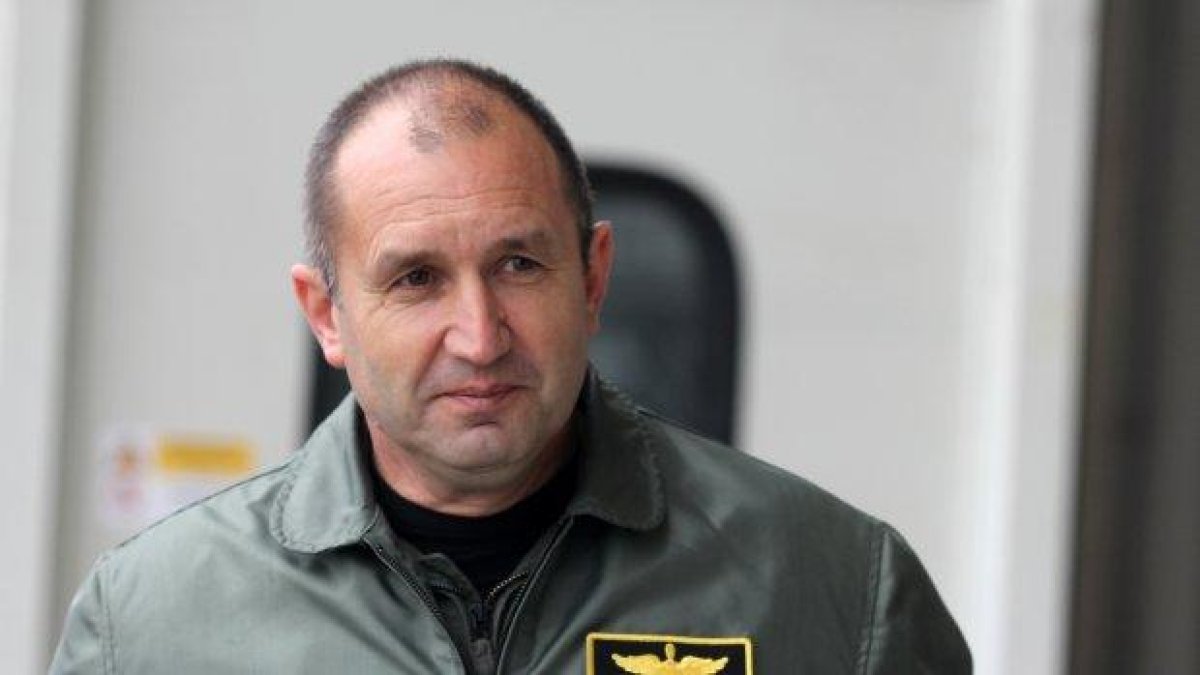 Ген. Радев: Паника тресе опонентите ни