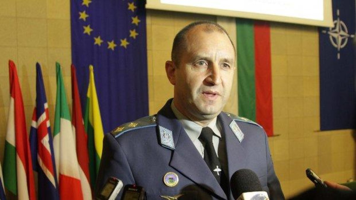 Ген. Румен Радев е новият президент на България