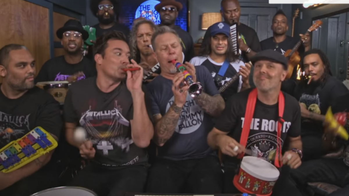 Жестоко изпълнение на хит на Metallica с класически инструменти