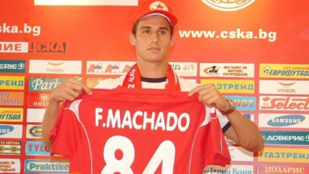 Починалият в самолетна катастрофа Филипе Машадо през 2007: Баба ми е българка