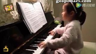 Китайчета слагат велики пианисти в малкия си джоб