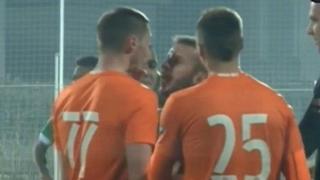 Бой и скандали на мача на Лудогорец и Термалика (ВИДЕО)