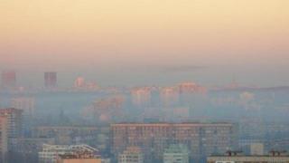 Втори ден въздухът в София е опасно замърсен