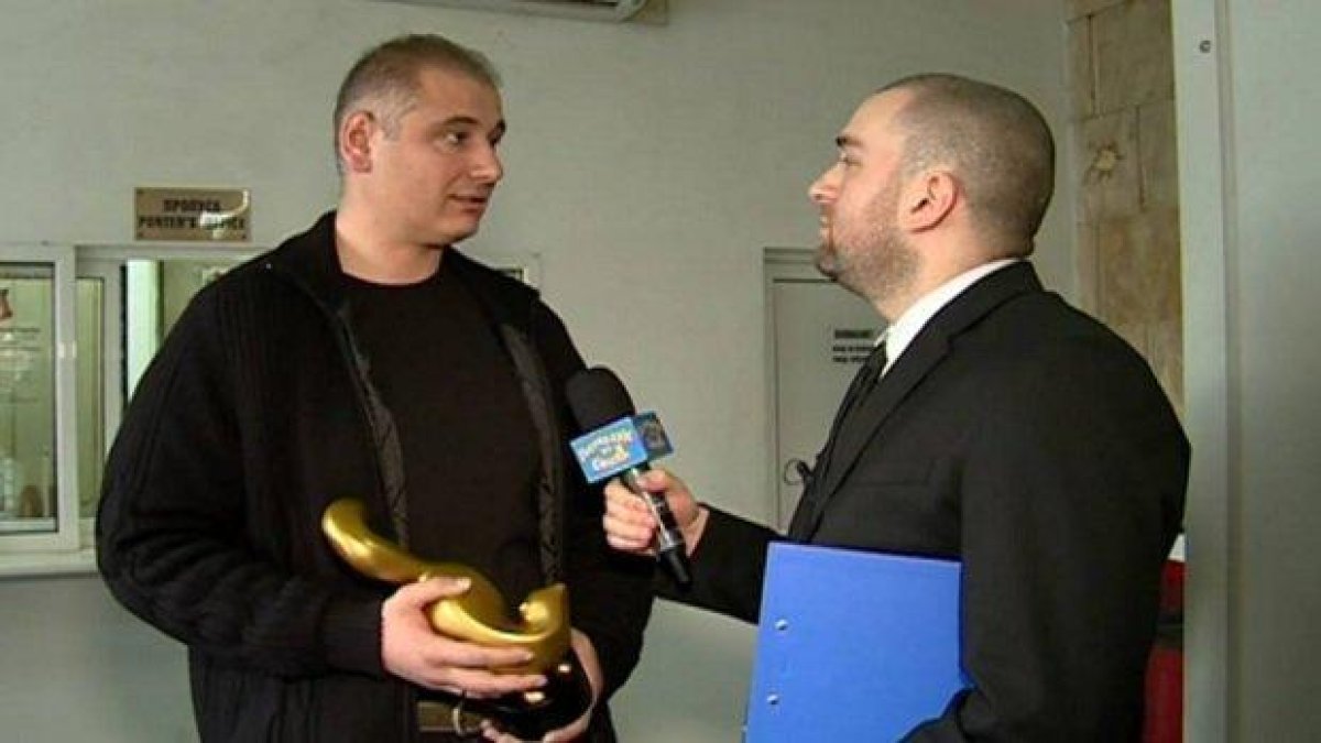 Шефът на пътната агенция отнесе Златен скункс, след като осветителна конструкция в тунел уби жена