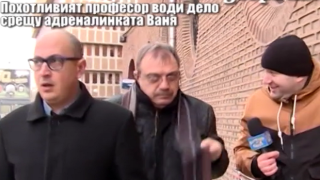 Как от виновен палавият професор от НСА иска да се изкара невинен?