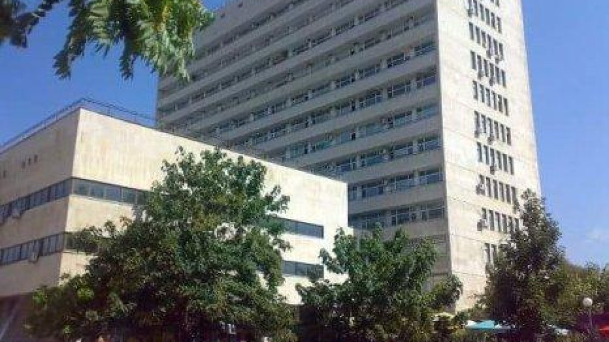 Отхвърлиха жалба на болницата в Русе за прекратени пътеки за физиотерапия