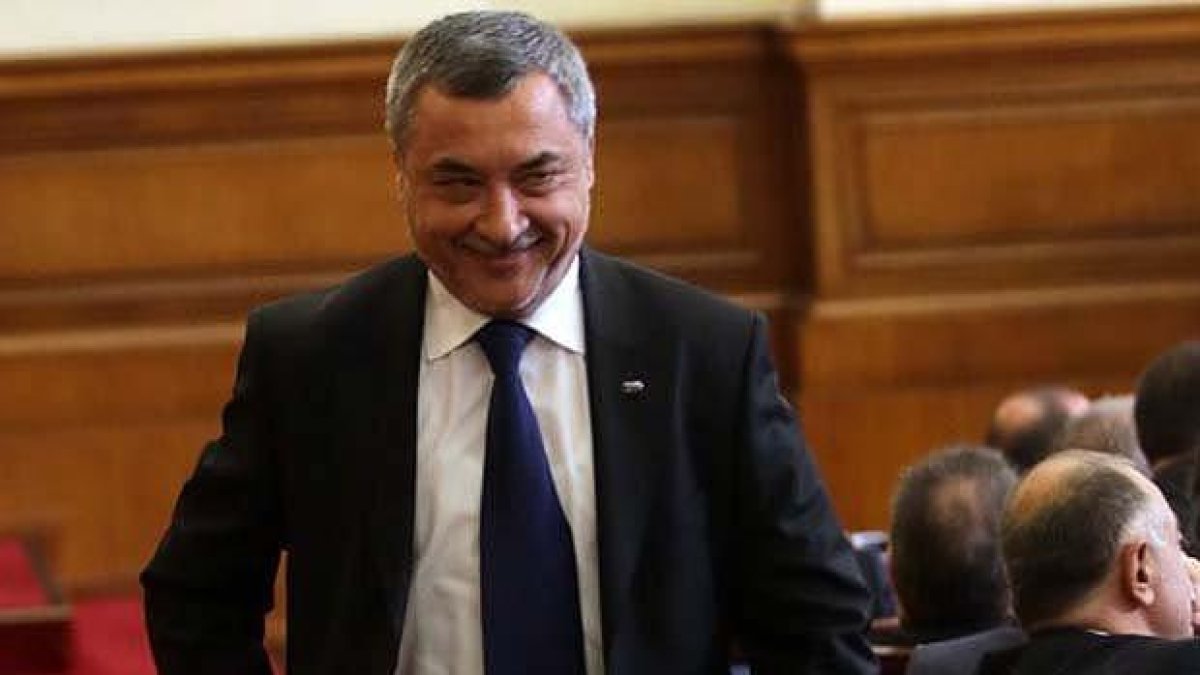 Ако приемат идеята за широка коалиция