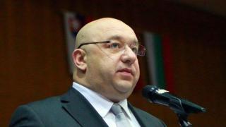 Веселин Топалов  подаде сигнал в Прокуратурата срещу Красен Кралев заради ЦСКА