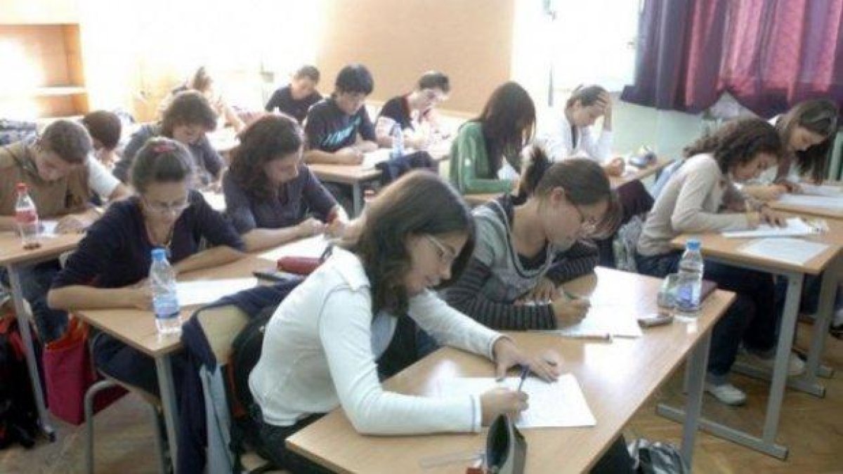 В гимназиите вече ще се учи охранителна и инкасова дейност?