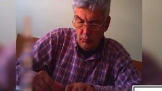 Професор иска подкуп от студенти, за да им даде изпита