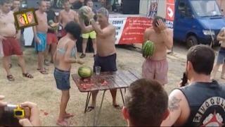 Гледам и не вярвам на ушите: Ангел Джамбазки и щури игри от мотосъбор