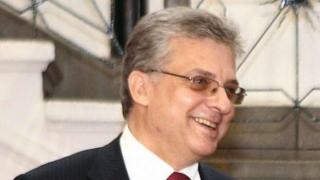 ”Гардиън”: Съпругът на Ирина Бокова е замесен в мащабна схема за пране на пари