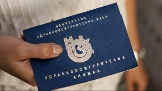 Полицията разби схема за фалшиви медицински книжки (видео)