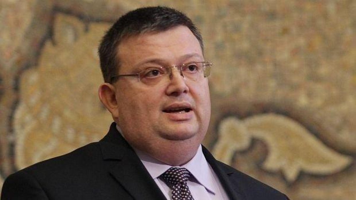 Цацаров: Българите не се интересуват кой е лош във ВСС, те искат справедливост (видео)