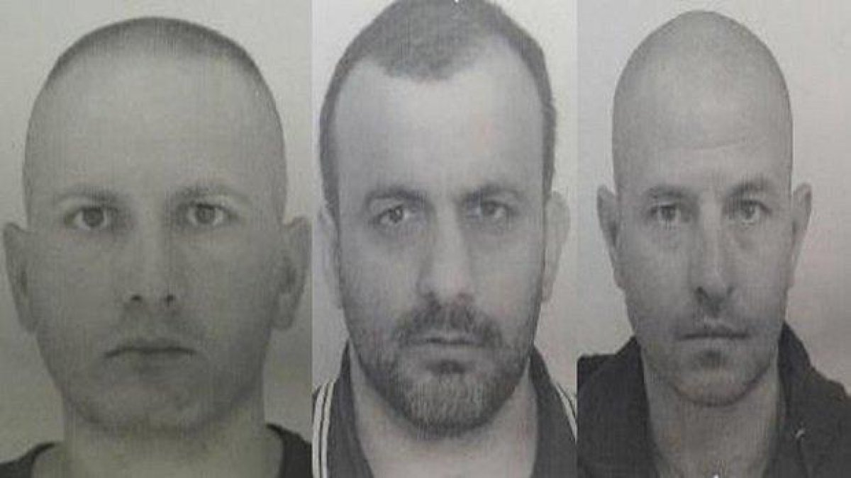Това са издирваните за взривения банкомат (СНИМКА)