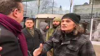 Васил Гюров и Камен Алипиев подкрепиха протеста на журналисти от БНТ срещу Кошлуков