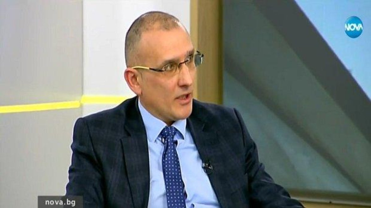 Скандалът в БДЖ се разраства, началник заплашва служител, участвал в репортаж