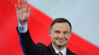 Магазините в Полша вече няма да работят в неделя