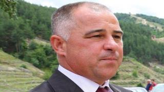 Футболно пресаташе се оплаква, че е пребит от кмета на Симитли