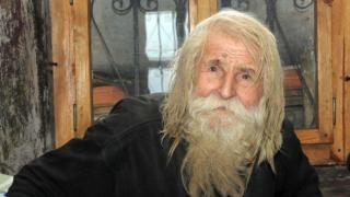 Почина Дядо Добри