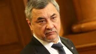 Валери Симеонов: Цялостното изкупуване на ЧЕЗ от държавата е връщане към болшевизма